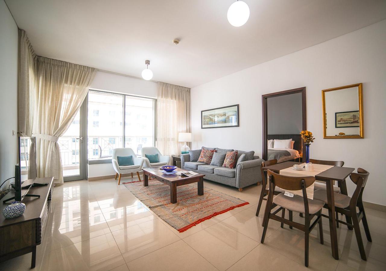 Nasma Luxury Stays - Fancy Apartment With Balcony Near Burj Khalifa Дубай Екстер'єр фото