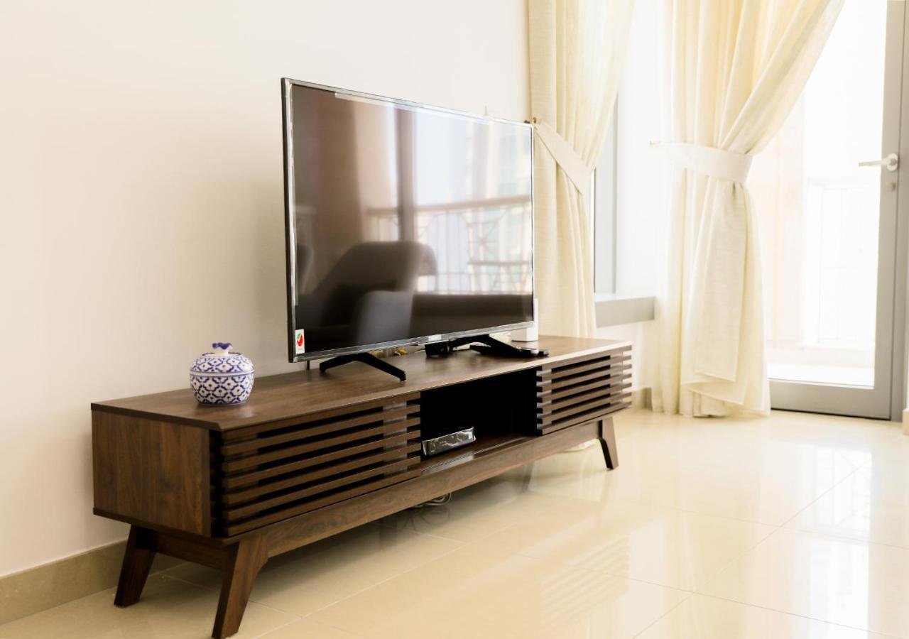 Nasma Luxury Stays - Fancy Apartment With Balcony Near Burj Khalifa Дубай Екстер'єр фото