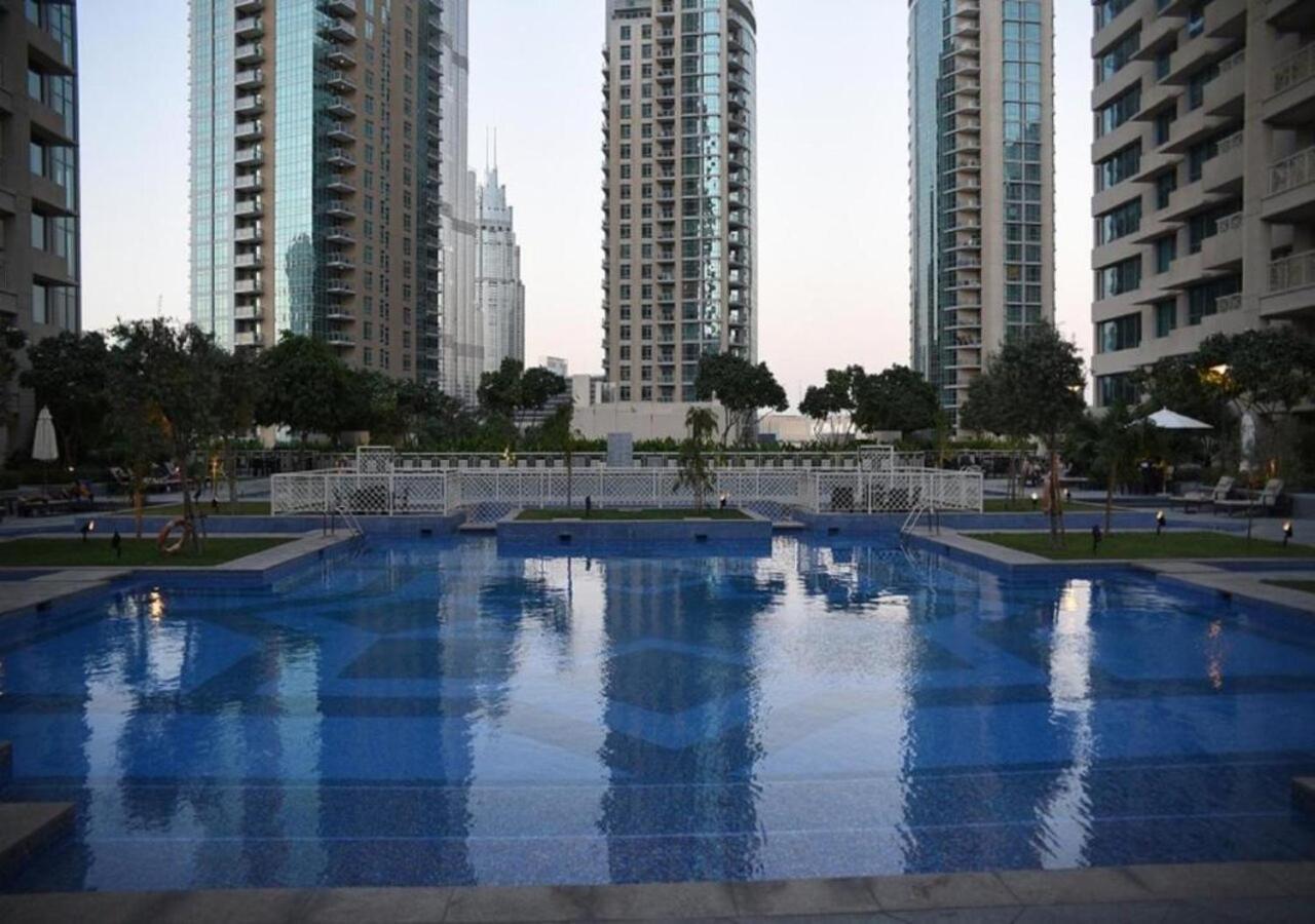 Nasma Luxury Stays - Fancy Apartment With Balcony Near Burj Khalifa Дубай Екстер'єр фото